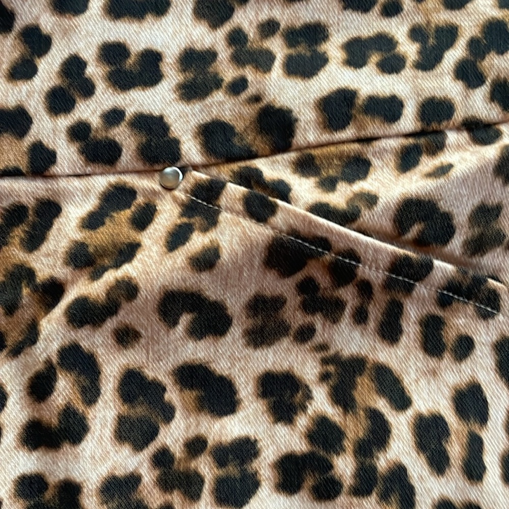 INC Leopard Print Women's Shorts, Size 10 - Picture 5 of 5